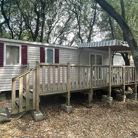 Particulier Loue Mobil-home Dans Le Parc Siblu キャンプ場